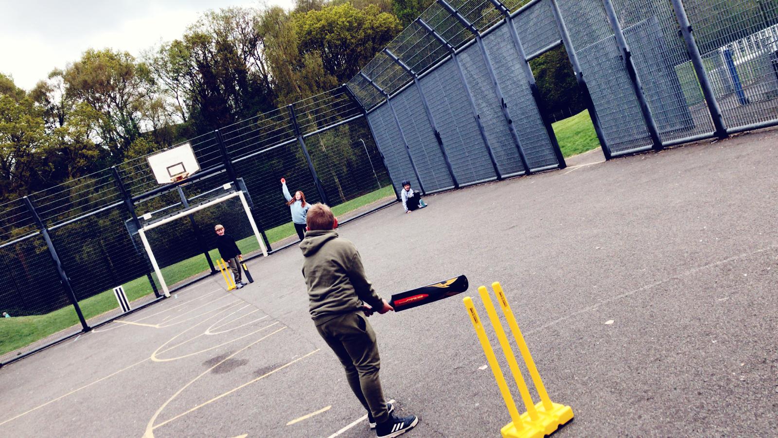 Cricket sessions at Easter Urban Games